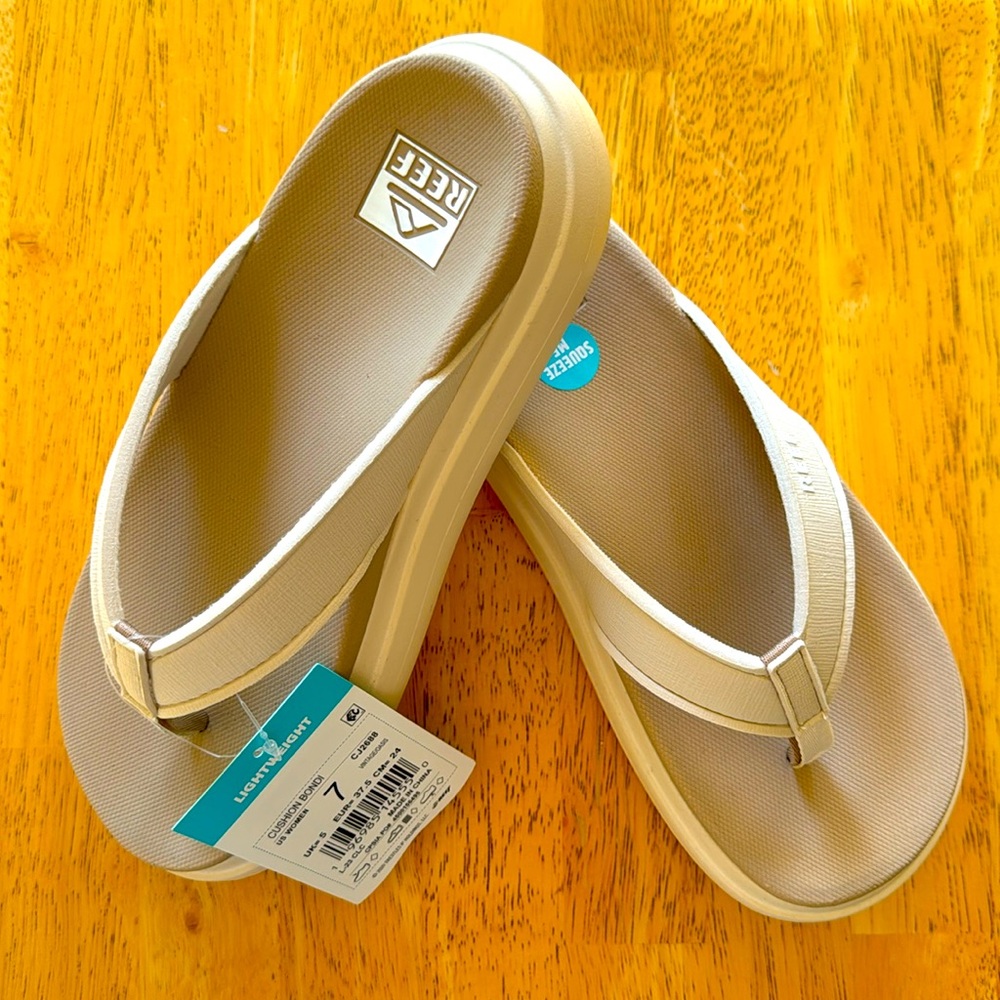 NWT W’s 7 REEF Vintage/Oasis Cushion Bondi Sandal